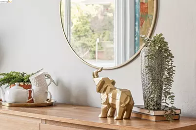 695 Mariposa #203, Oakland, CA 94610 - Photo 29