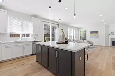 151 Vista Hermosa St, Mountain House, CA 95391 - Photo 11