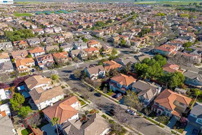 151 Vista Hermosa St, Mountain House, CA 95391 - Photo 53