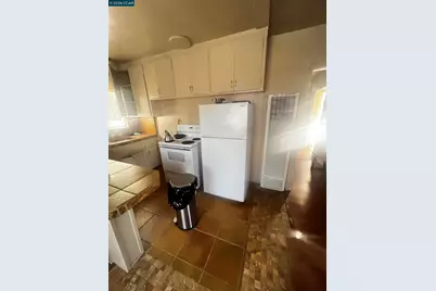 1161 64th St, Oakland, CA 94608 - Photo 11