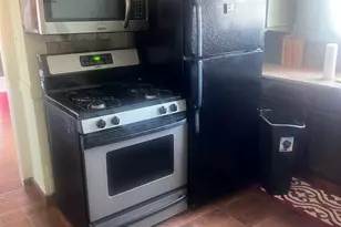 1161 64th St, Oakland, CA 94608 - Photo 23