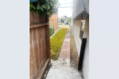 1161 64th St, Oakland, CA 94608 - Photo 3