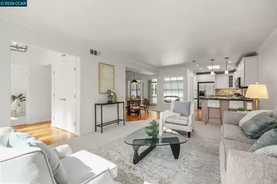 2300 Tice Creek Dr #2, Walnut Creek, CA 94595 - Photo 7