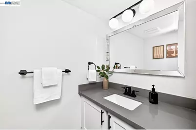 907 Hazel St, Livermore, CA 94550 - Photo 21