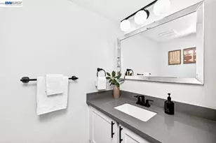 907 Hazel St, Livermore, CA 94550 - Photo 21