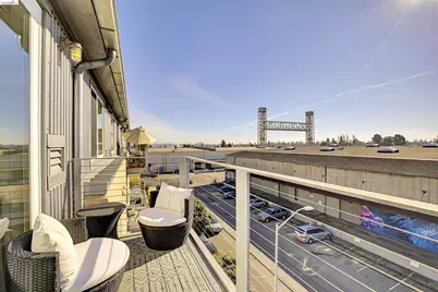 3090 Glascock St #405, Oakland, CA 94601 - Photo 19