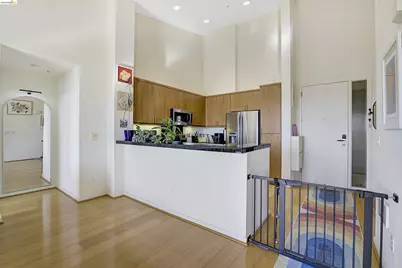 3090 Glascock St #405, Oakland, CA 94601 - Photo 9
