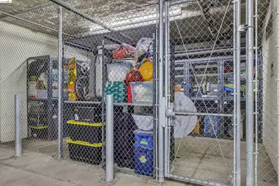 3090 Glascock St #405, Oakland, CA 94601 - Photo 27