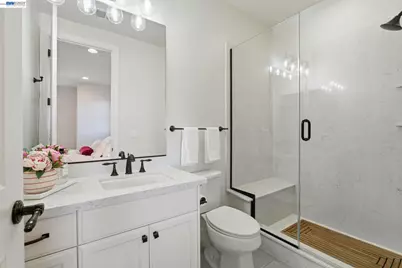 201 Willowbrook Ln, Moraga, CA 94556 - Photo 21