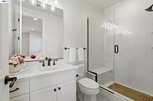 201 Willowbrook Ln, Moraga, CA 94556 - Photo 21