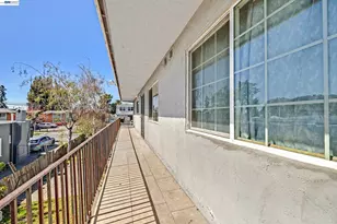2828 22nd Ave, Oakland, CA 94606 - Photo 29