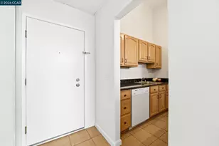 410 Civic Dr, Walnut Creek, CA 94596 - Photo 13