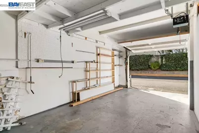 347 E T St, Benicia, CA 94510 - Photo 21