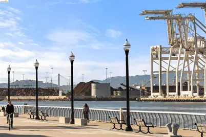 2836 Tradewind Dr, Alameda, CA 94501 - Photo 33