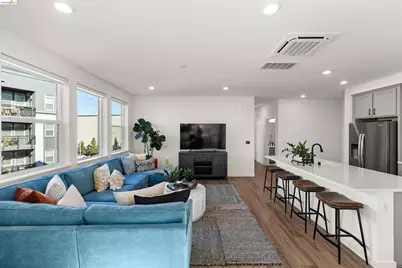 2836 Tradewind Dr, Alameda, CA 94501 - Photo 11