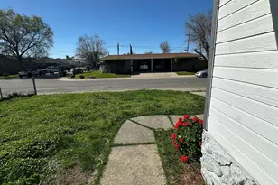 7715 18th St, Sacramento, CA 95832 - Photo 3