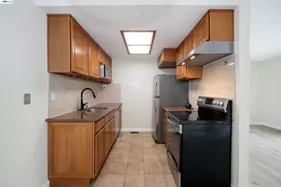 25129 Copa Del Oro, Hayward, CA 94545 - Photo 11