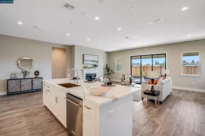 3137 Phoenix Ave, Tracy, CA 95377 - Photo 5