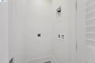 1933 Grand St, Alameda, CA 94501 - Photo 39