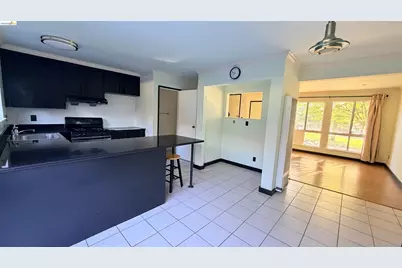 206 Park Ln, Richmond, CA 94803 - Photo 9