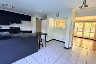 206 Park Ln, Richmond, CA 94803 - Photo 9