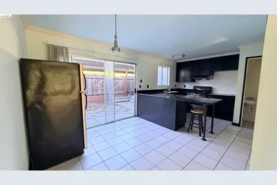 206 Park Ln, Richmond, CA 94803 - Photo 7