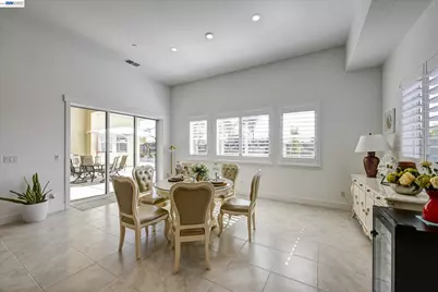 4072 Whitney Vista Ln, Rocklin, CA 95677 - Photo 11