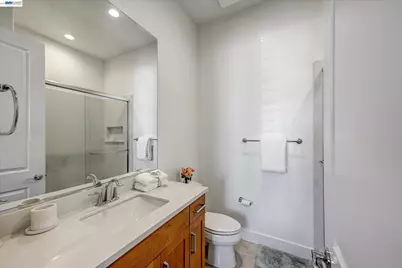 4072 Whitney Vista Ln, Rocklin, CA 95677 - Photo 17