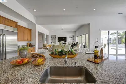 4072 Whitney Vista Ln, Rocklin, CA 95677 - Photo 9