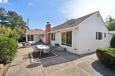 13048 Brookpark Rd, Oakland, CA 94619 - Photo 49