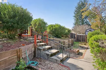 13048 Brookpark Rd, Oakland, CA 94619 - Photo 55