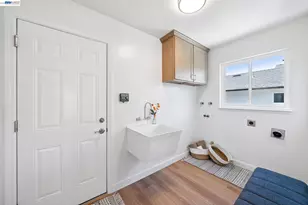 13048 Brookpark Rd, Oakland, CA 94619 - Photo 43