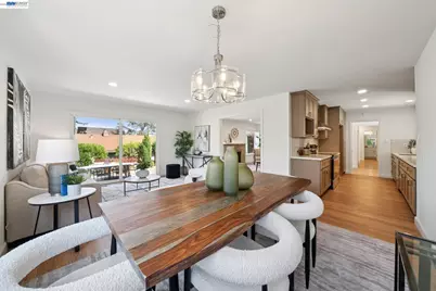 13048 Brookpark Rd, Oakland, CA 94619 - Photo 21