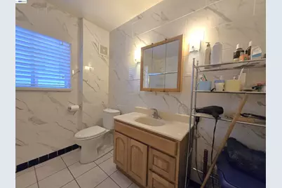 2917 Telegraph Ave, Berkeley, CA 94705 - Photo 13