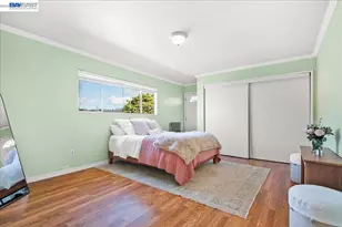 2751 Wallace St, Berkeley, CA 94702 - Photo 13