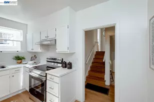 1321 Pearl St, Alameda, CA 94501 - Photo 15