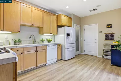 922 Oxford Ln, Brentwood, CA 94513 - Photo 7