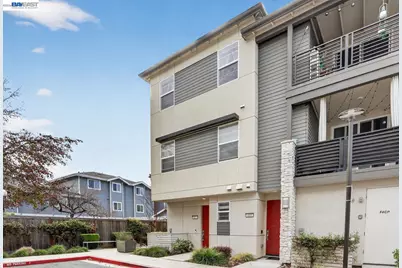 411 Rhythm Ln, Hayward, CA 94544 - Photo 3