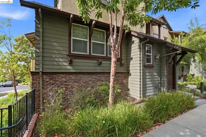 104 Serra Way, San Pablo, CA 94806 - Photo 3
