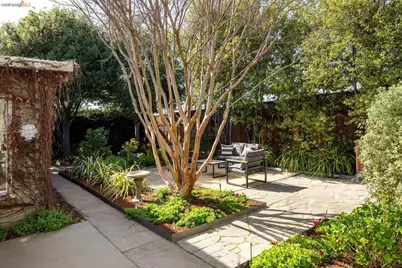 409 Pershing Dr, San Leandro, CA 94577 - Photo 53