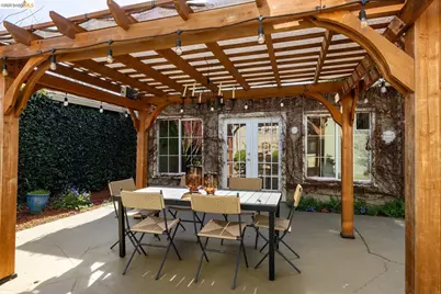 409 Pershing Dr, San Leandro, CA 94577 - Photo 39