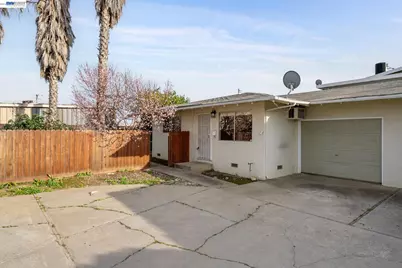 1384 Berry Ln, Brentwood, CA 94513 - Photo 3