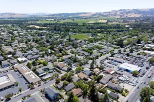 585 Studley St, Sonoma, CA 95476 - Photo 47