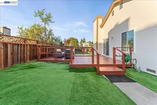 176 Bedford, Hercules, CA 94547 - Photo 43