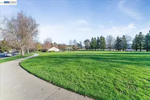 176 Bedford, Hercules, CA 94547 - Photo 7