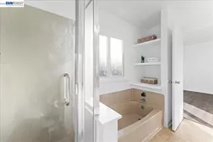 176 Bedford, Hercules, CA 94547 - Photo 37