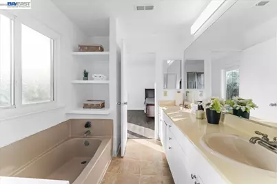 176 Bedford, Hercules, CA 94547 - Photo 35