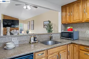 176 Bedford, Hercules, CA 94547 - Photo 23