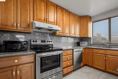 1050 Kains Ave. #B1(3), Albany, CA 94706 - Photo 7