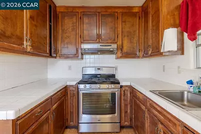 1100 Pennsylvania Ave, Richmond, CA 94801 - Photo 7